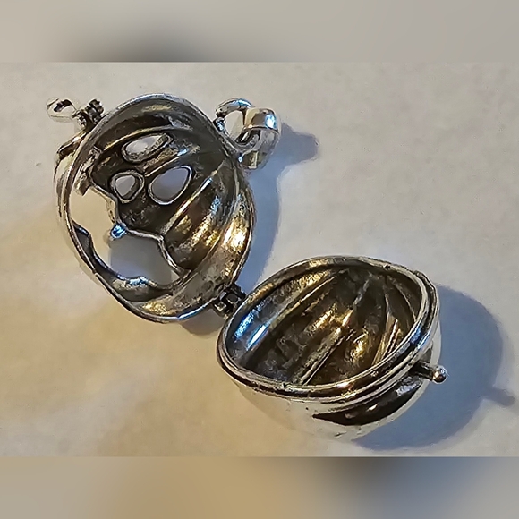 Halloween Silver Color Pumpkin Cage with 10mm Black Obsidian Gemstone Necklace - Picture 7 of 11